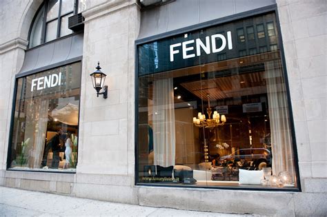 where was the fendi fashion house first established|where did Fendi start.